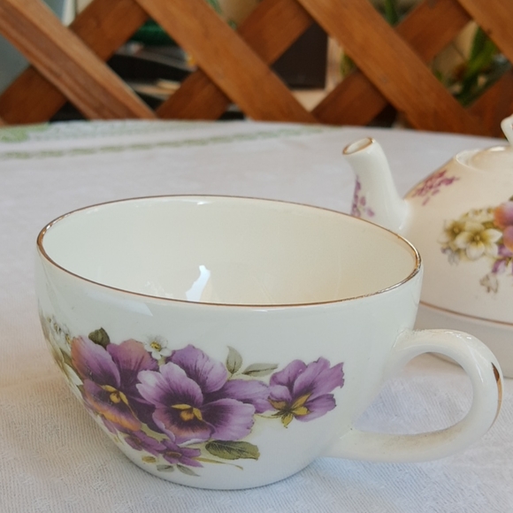 Lane End Pottery Stacking Teapot and Cup, Floral - Picture 2 of 6